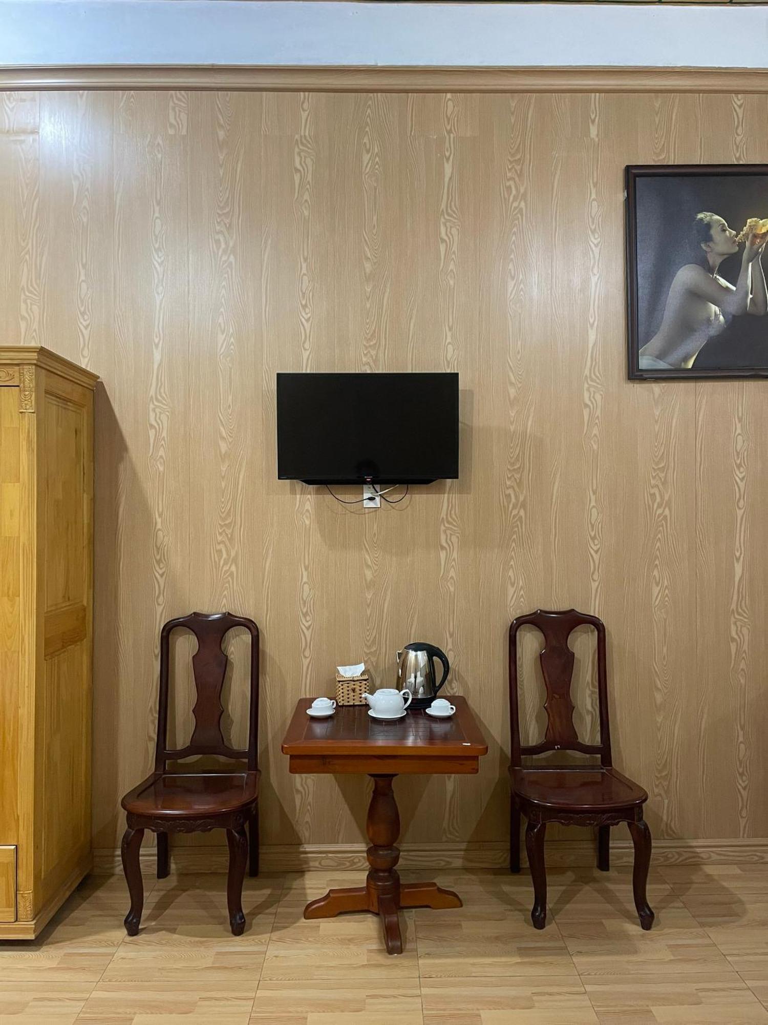 Hotel Khach San Huong Xua HaTien Exteriér fotografie